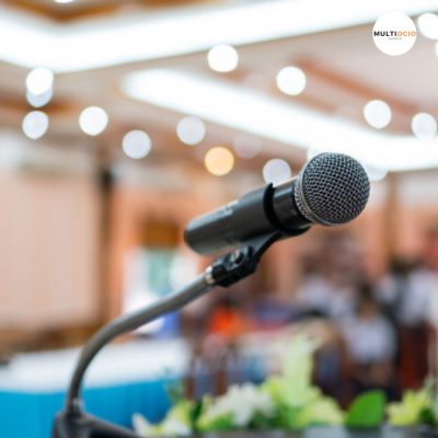 xr:d:DAFhT44cUII:7,j:46012702098,t:23042715