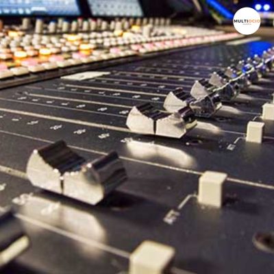 xr:d:DAFhT44cUII:5,j:46012665418,t:23042715